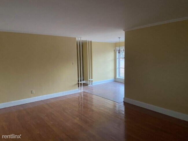 Building Photo - 3 br, 2 bath House - 1712 Beech St