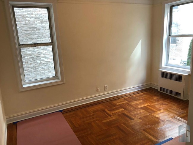 Building Photo - 3105 Avenue I