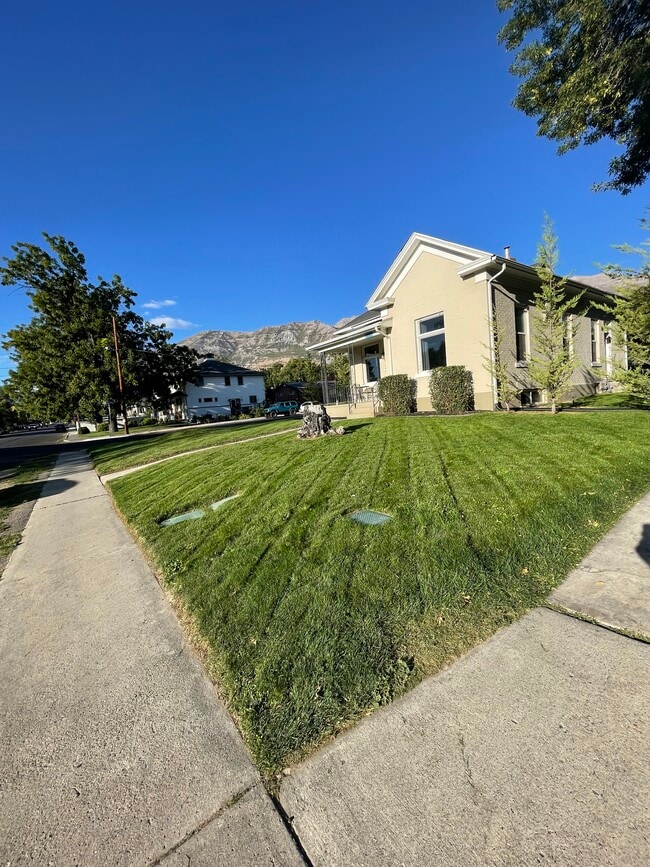 Building Photo - 315 S 300 E
