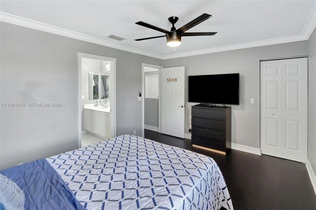 Foto del edificio - 4450 Banyan Trails Dr