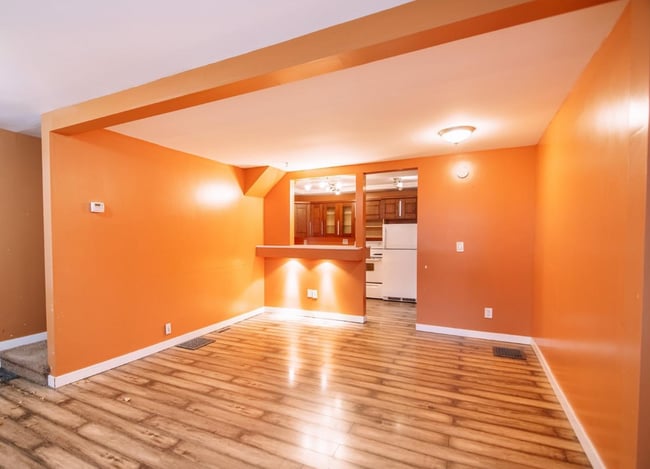 Building Photo - 721 King St