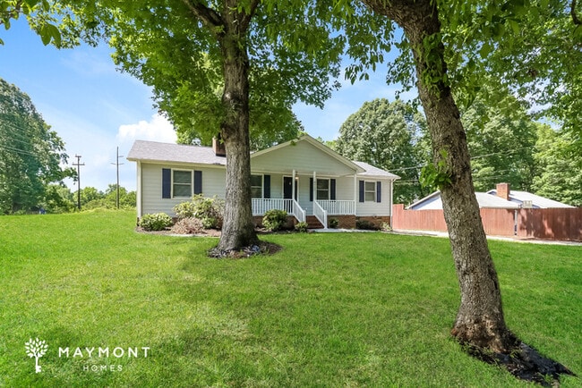 Building Photo - 4525 Lisa Dr