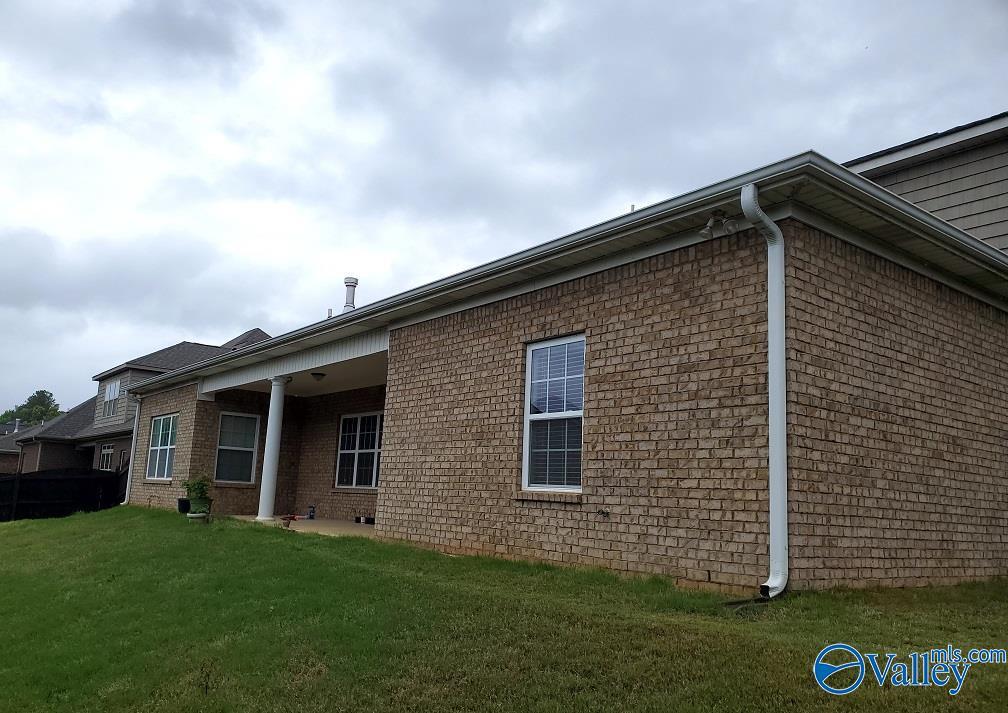 Building Photo - 240 Heritage Mill Dr