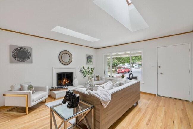 Foto del edificio - 1683 Toledo Ct