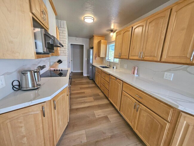 Foto del edificio - Charming Walnut Creek Ranch-Style Home