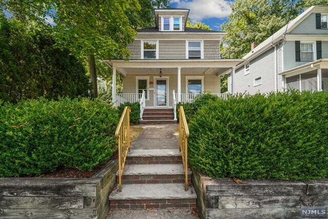 Foto principal - 610 Cliff St