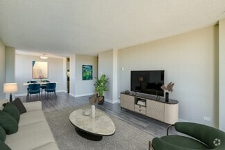 Building Photo - 6707 Elbow Dr SW