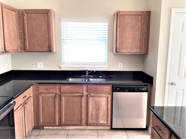 Building Photo - 2809 Sherbrook Ct