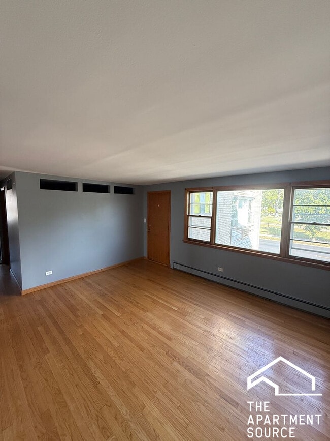 Building Photo - 3556 N Nagle Ave