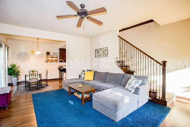 Foto del edificio - Incredible Opportunity in Clive! This beau...