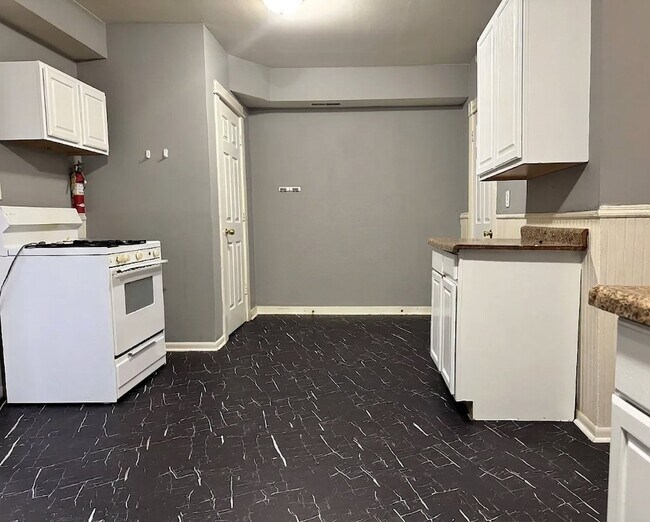 Foto del edificio - 568 N Farrington St