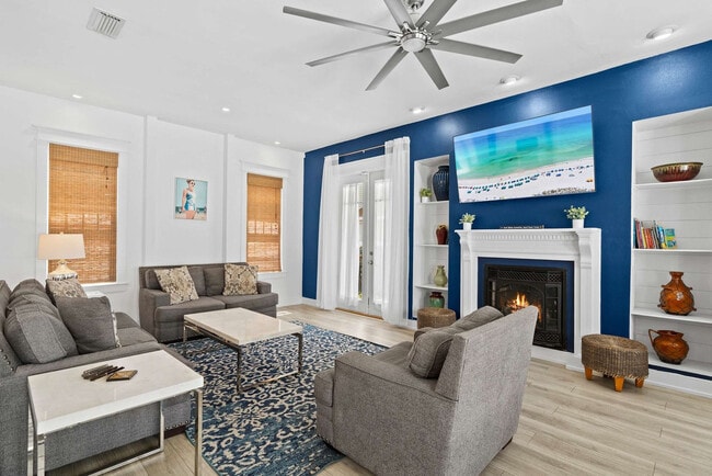 Building Photo - 4456 Luke Ave