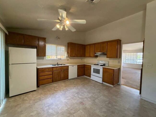 Building Photo - 8608 Zircon Crest Ct