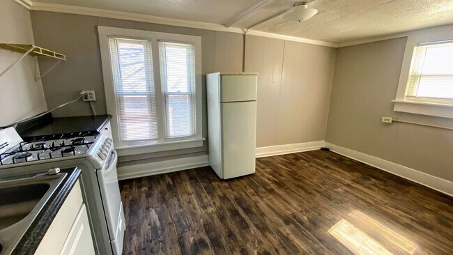 Foto del edificio - 652 Chatham St NW