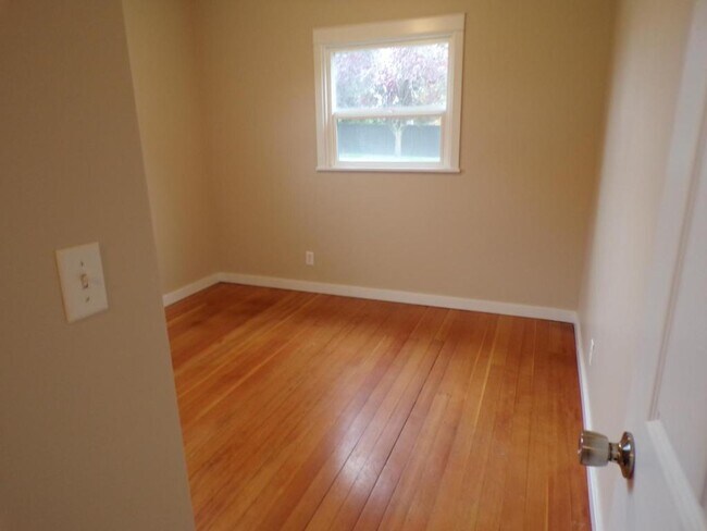 Foto del edificio - 640 SW 12th Ave