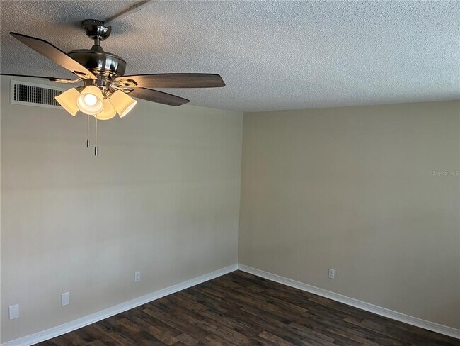 Foto del edificio - 4705 1st St NE