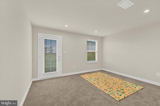 Foto del edificio - 7907 Olive Branch Ln