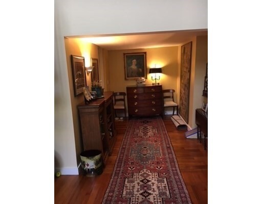 Foto del edificio - 92 Mount Vernon St