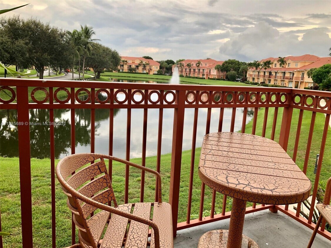 2038 Alta Meadows Ln Unit 1509, Delray Beach, FL 33444 Condo for Rent