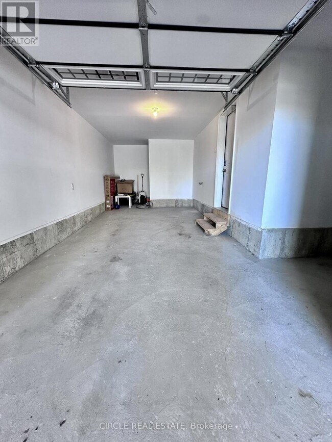 Building Photo - 1317 Leriche Wy