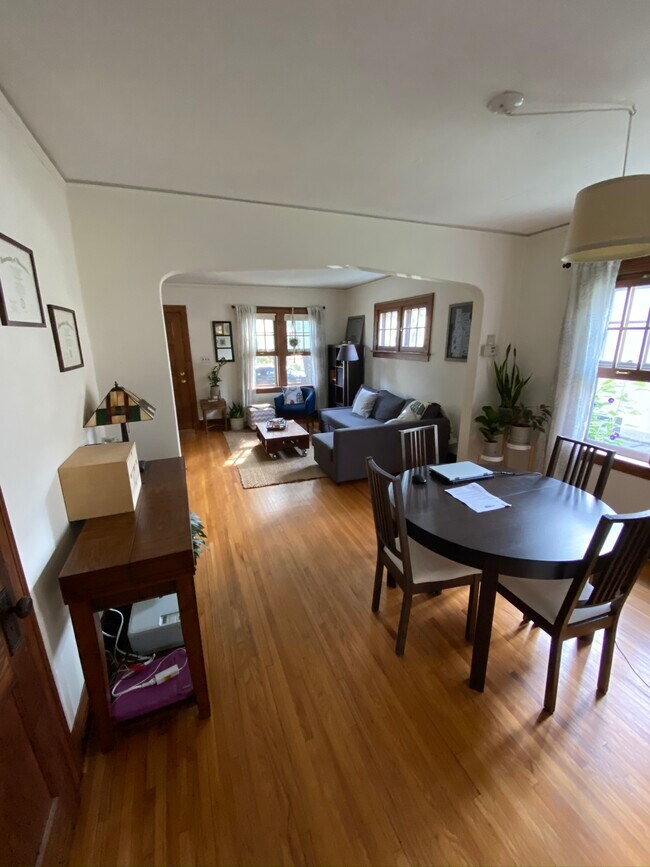 Foto del edificio - 4930 28th Ave S