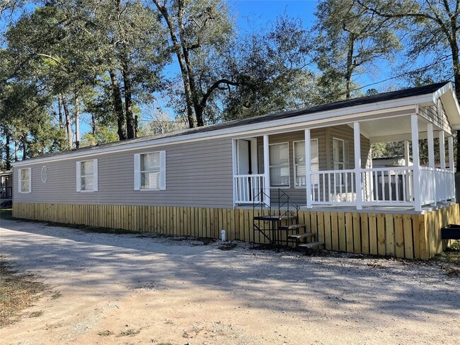 Building Photo - 17881 William Ln