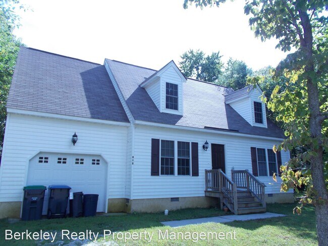 Building Photo - 3 br, 2 bath House - 510 Roycroft Street