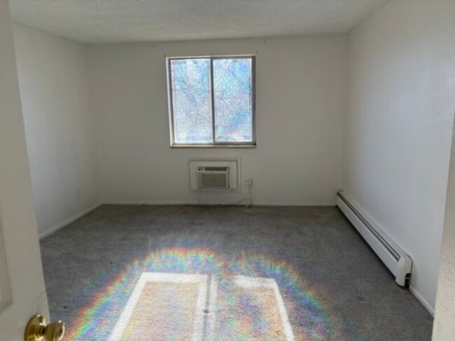 Foto del edificio - 2nd floor condo