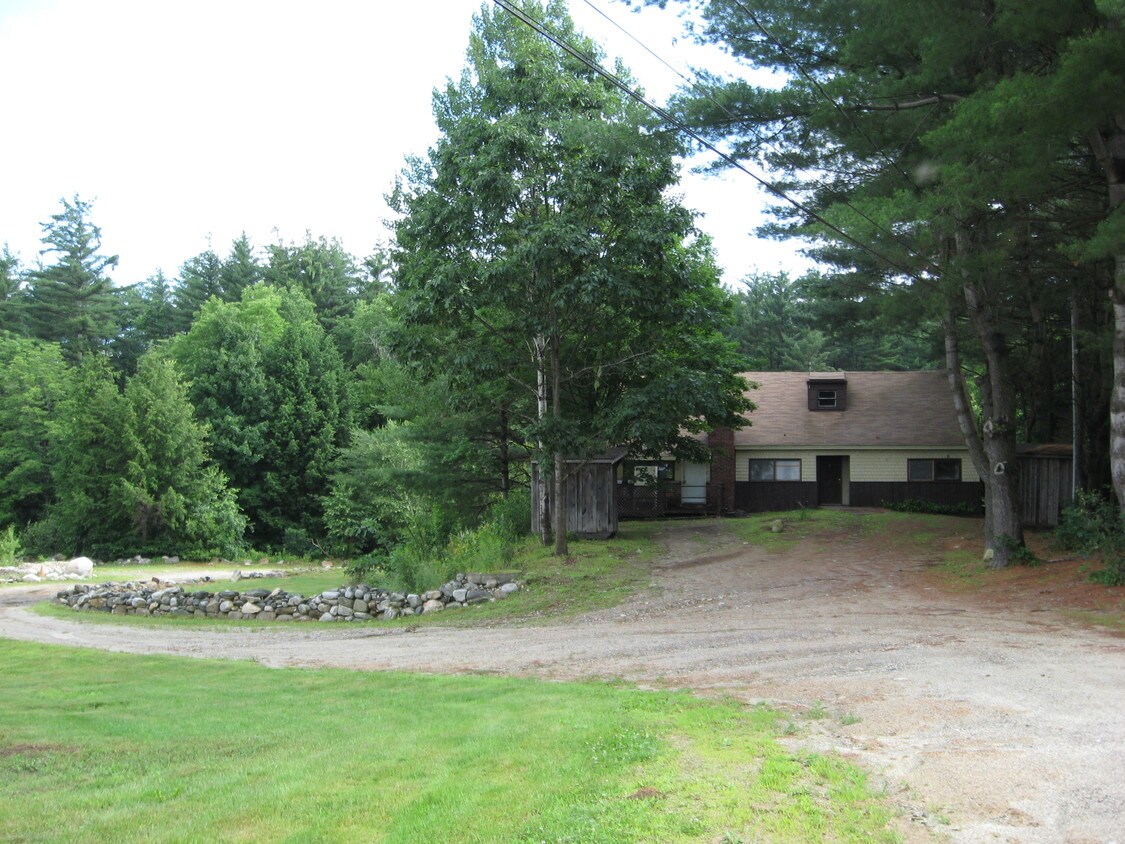 Building Photo - 39 Jones Rd