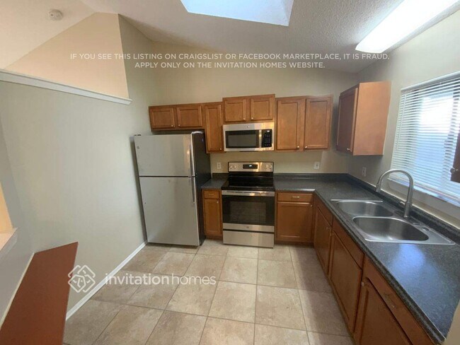 Foto del edificio - 1331 Medina Ave NW