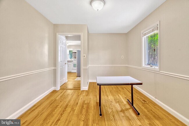 Foto del edificio - 1407 Cedar Ave