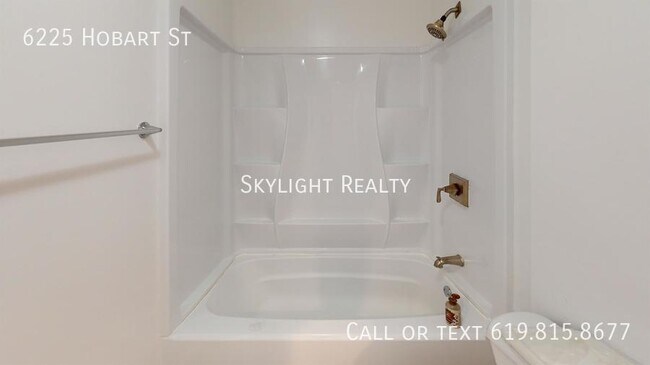 Foto del edificio - 6225 Hobart St