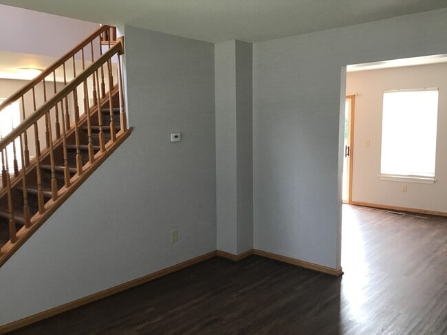 Building Photo - 20835 W Annapolis Ct