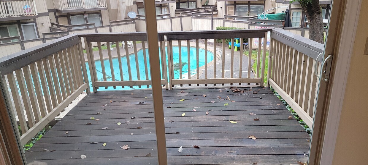 Balcony - 4701 College Oak Dr