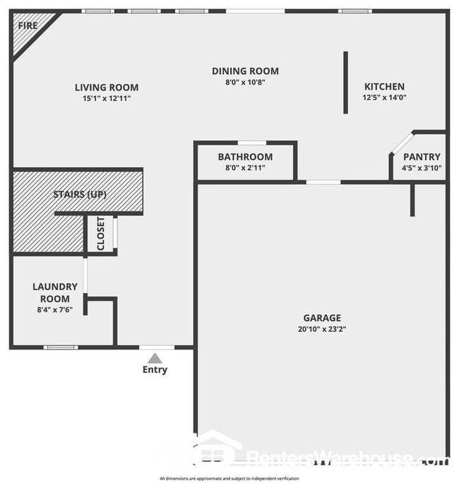 Building Photo - Spacious Traditional