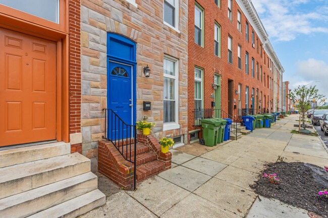 Photo - 1235 N Bond St House