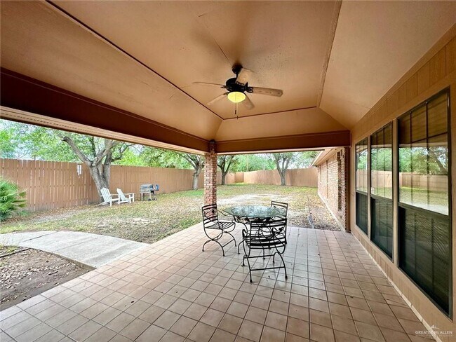 Foto del edificio - 36 S 1st St