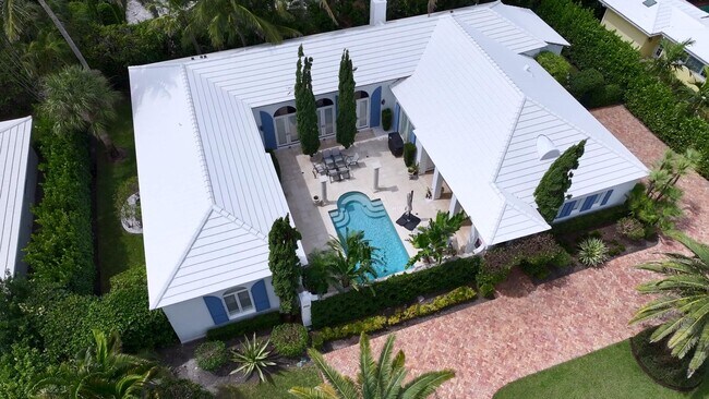 Foto del edificio - 2258 Ibis Isle Rd E