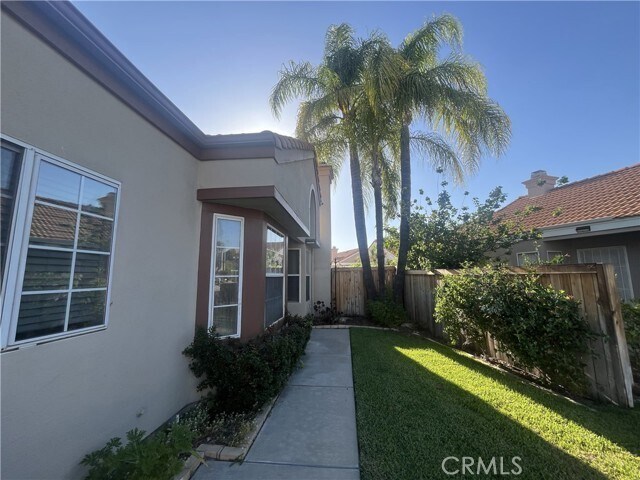 Foto del edificio - 28098 Lemonwood Dr