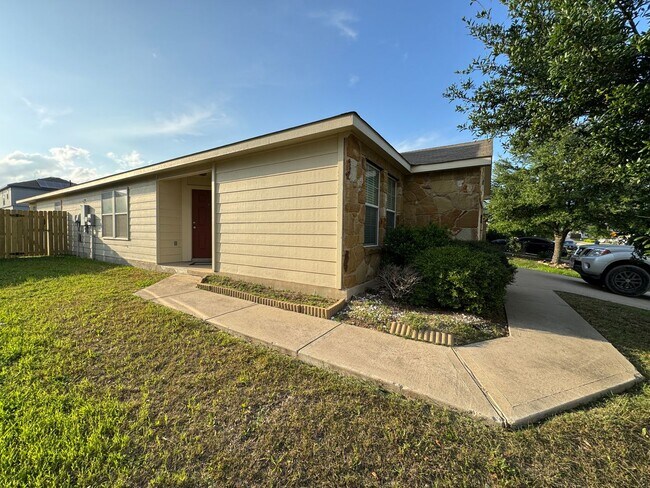 Foto del edificio - 3-Bedroom House for Rent in Killeen