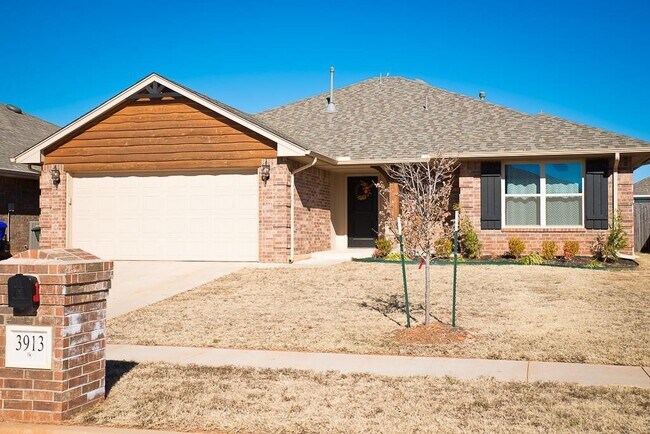 Building Photo - 3913 Caraway Ln
