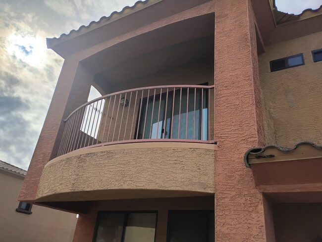 Building Photo - 16231 N 30th Ter