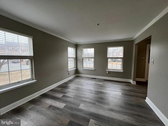 Foto del edificio - 10108 Oklahoma Ct