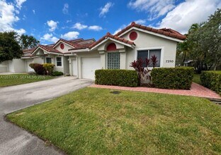Building Photo - 7390 Pinewalk Dr S