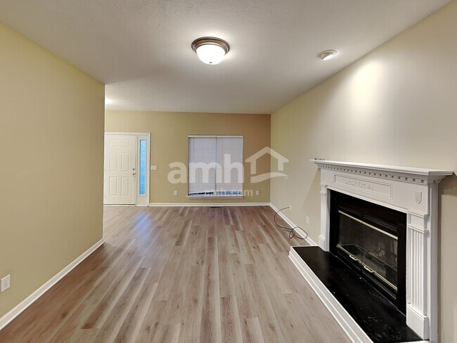 Foto del edificio - 5608 Craftwood Ct