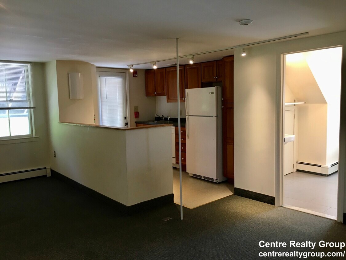 1024 Chestnut St, Newton, MA 02464 Apartments in Newton, MA