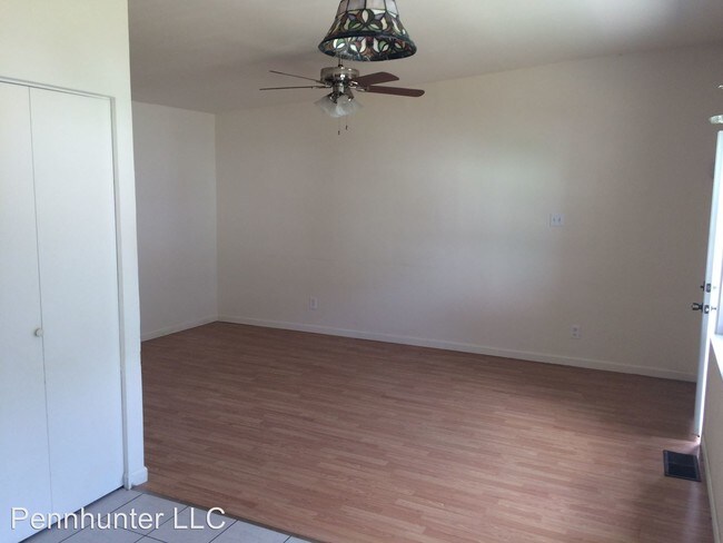 Foto del edificio - 9347 Rising Sun Ave