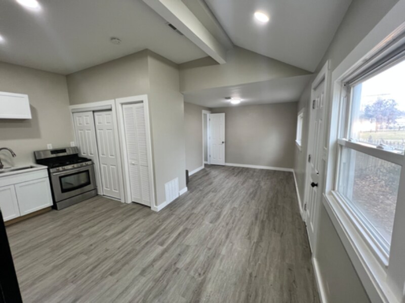 Foto principal - 515 E North A St