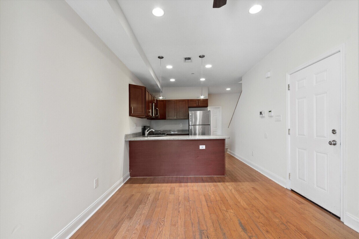 Foto principal - 1424 Willington St