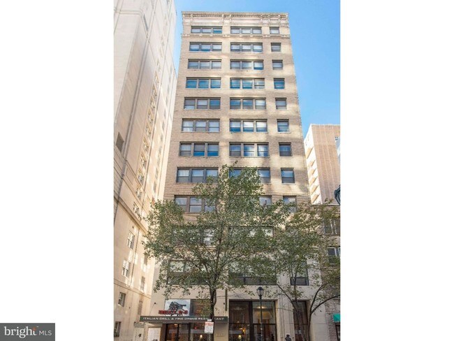 Foto del edificio - 220 S 16th St